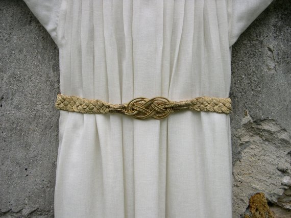 Robe en lin et soie d&eacute;tail de la ceinture