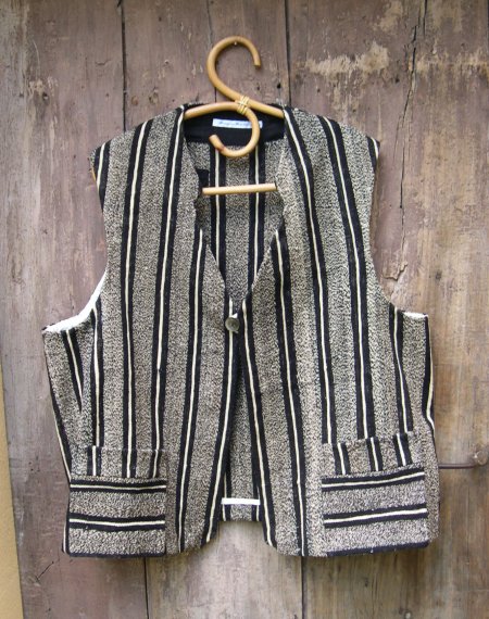 Gilet en laine &agrave; rayure